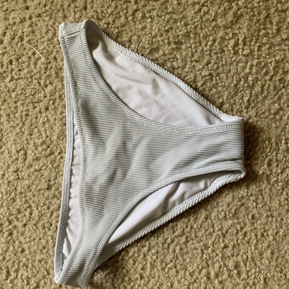 Bikini bottoms